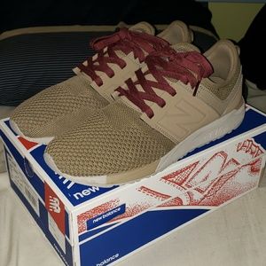 New Balance 247
